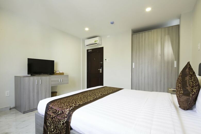 Green Star Hotel