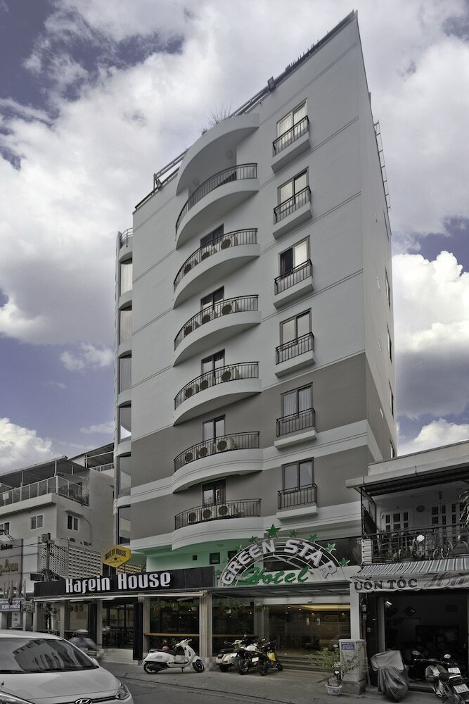 Green Star Hotel