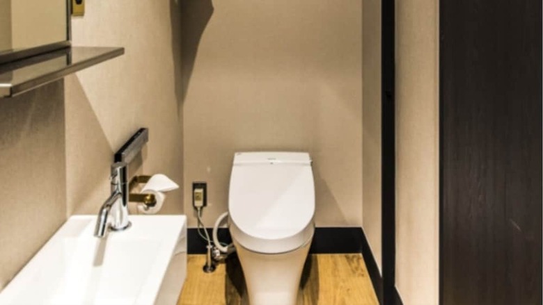 H Hotel