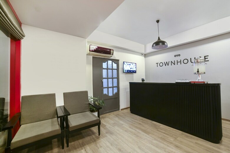Hotel Oyo Flagship 573 Chakala Sahar Road