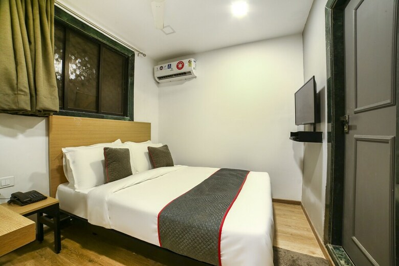 Hotel Oyo Flagship 573 Chakala Sahar Road