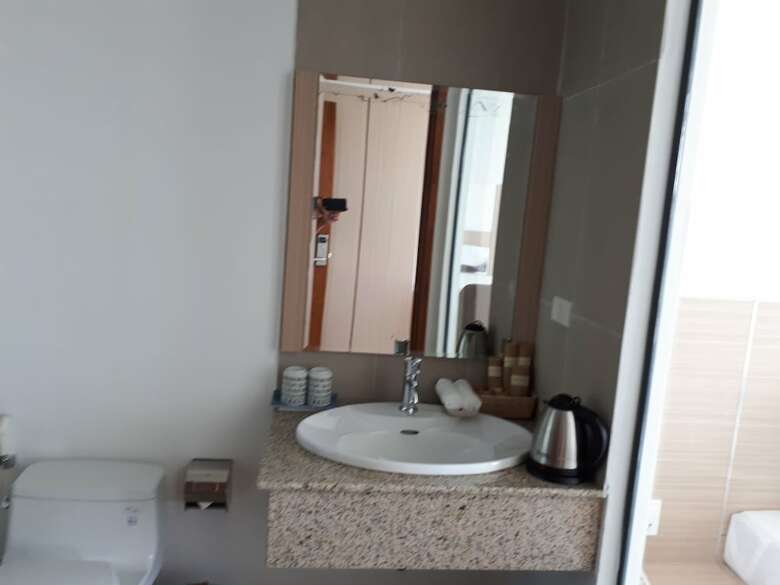 Nha Trang Harbor Apartments & Hotel