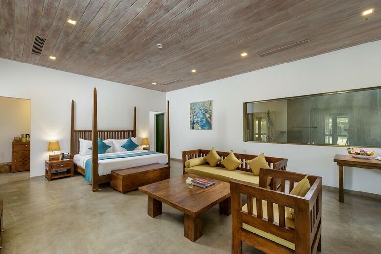 Hotel Arie Lagoon