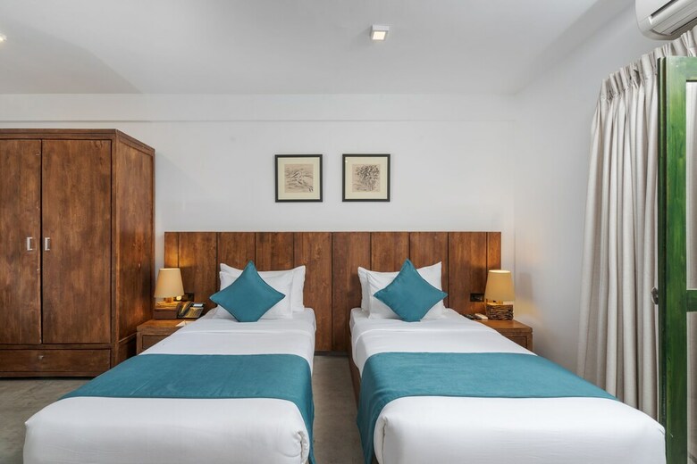 Hotel Arie Lagoon
