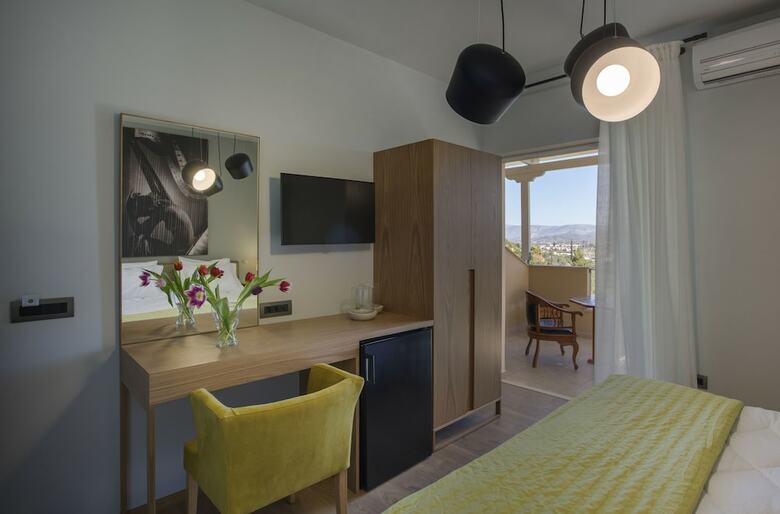 Hotel Anthemion Suites & Villas