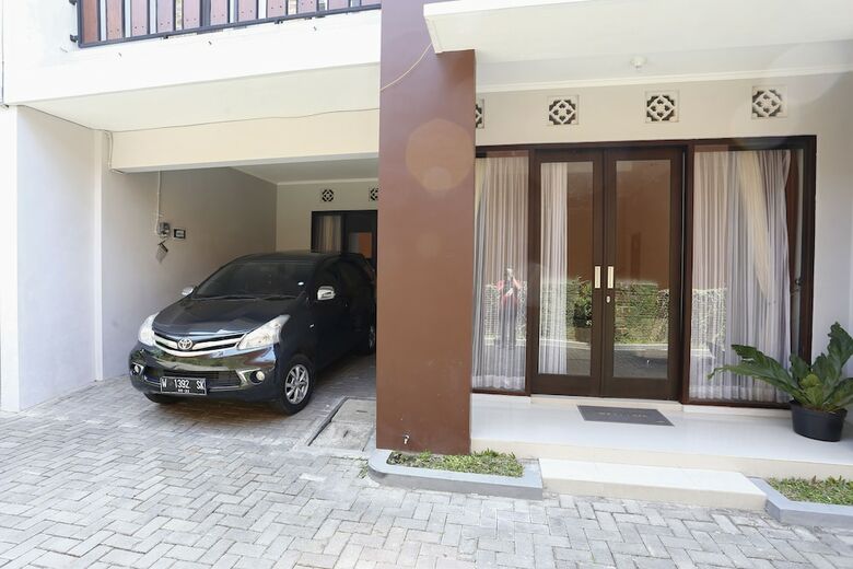Hotel Reddoorz @ Merapi View