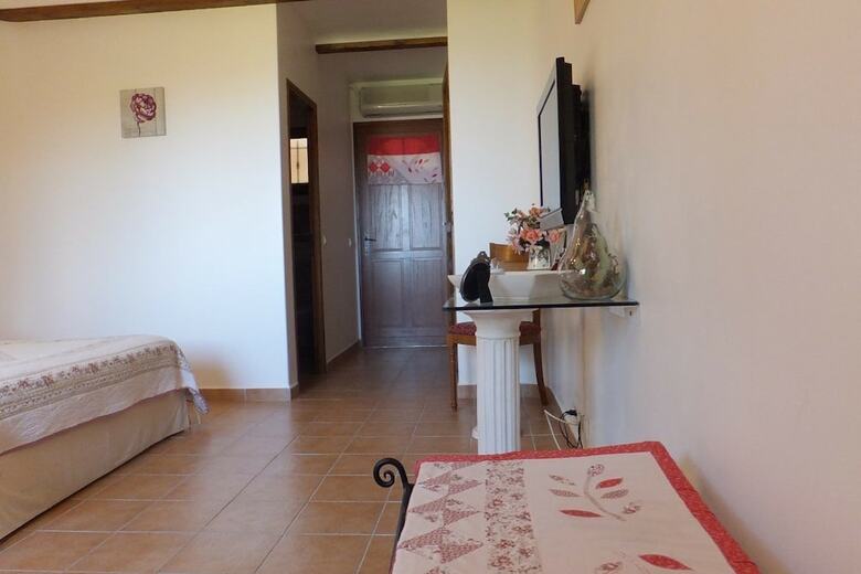 Bed & Breakfast L'h�te Antique