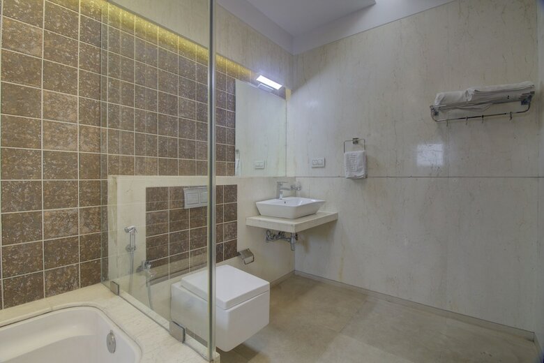 Oyo 7158 Hotel Kushala Executive Inn