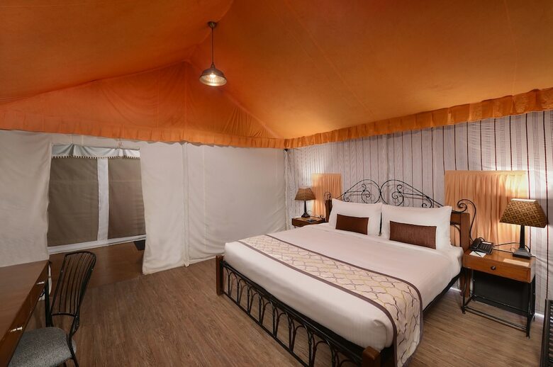 Hotel Sterling Kanha