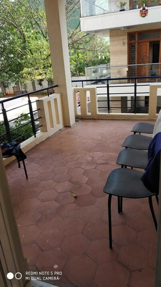 Hotel Catalyst Suites-yeshwanthpur