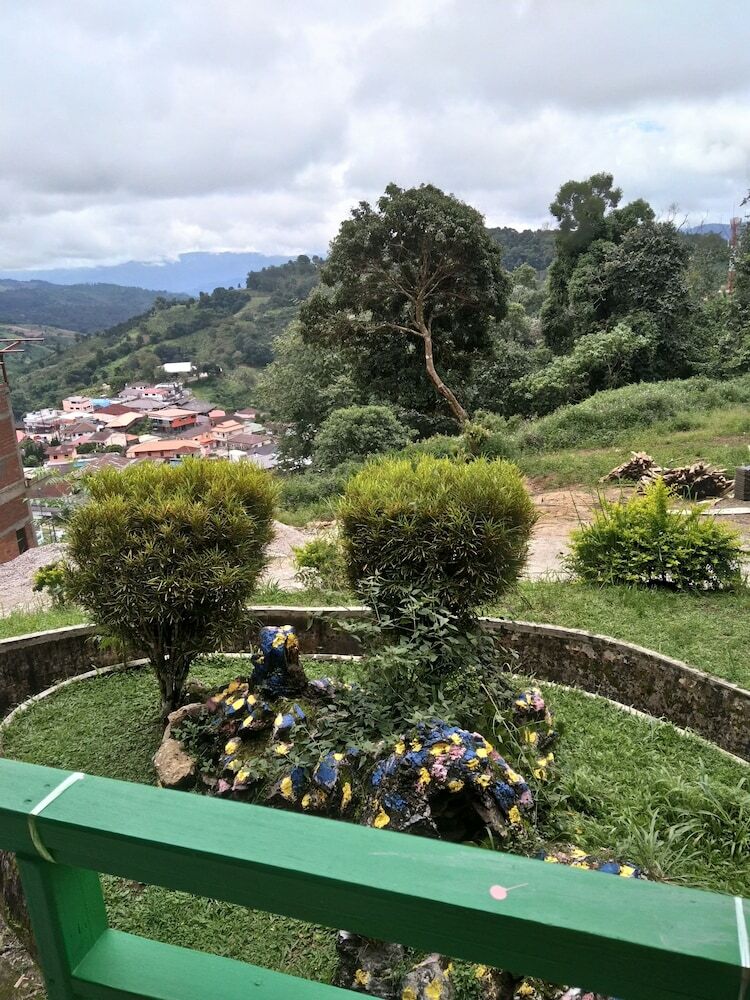 Hotel Mae Salong Resort
