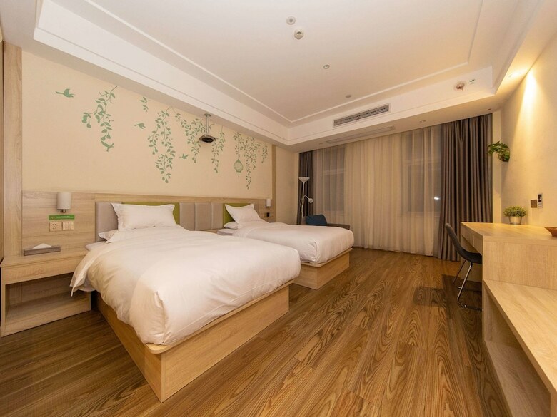 Hotel Ibis Styles Nt Shimao Plz