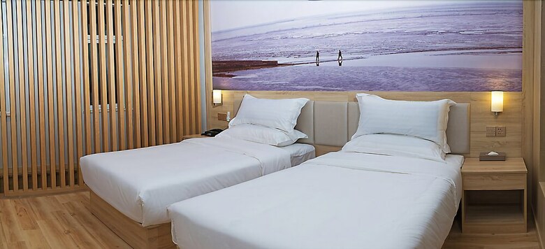 Hotel Ibis Styles Nt Shimao Plz
