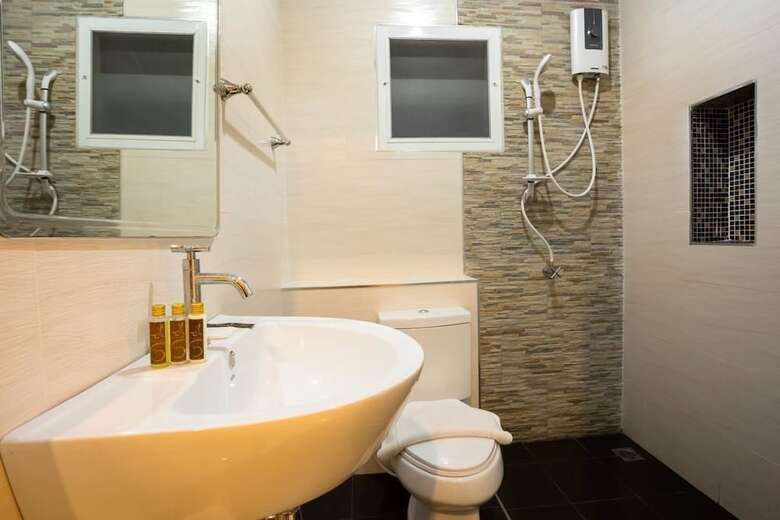 Hotel The Elegant Patong
