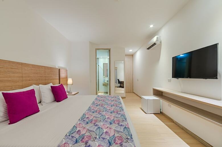 Hotel Ms Pac�fico Chipichape Plus