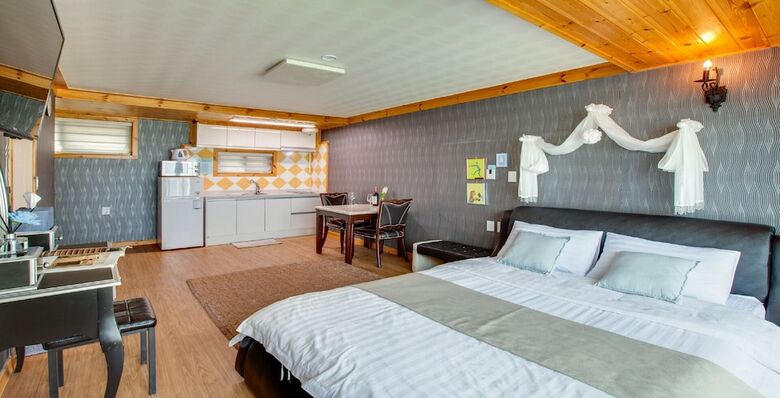Gangneung Seaview Pension