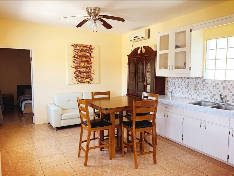Hotel Saipan Stay Lounge