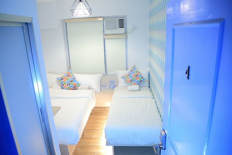 As 1 Hotel