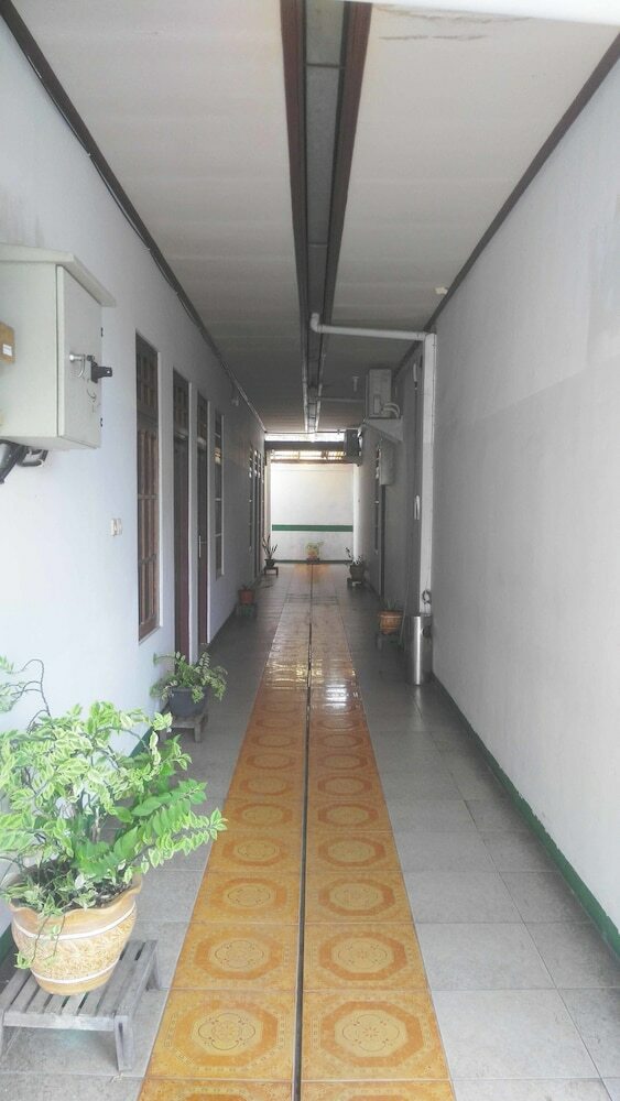 Avicenna Hotel