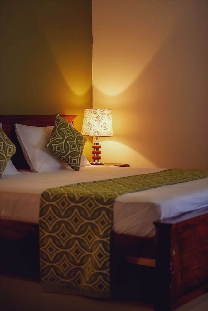 Romance Hills Hotel
