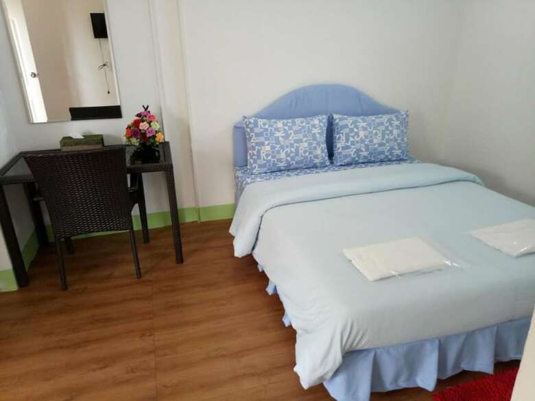 Hotel Coconut Home Resort