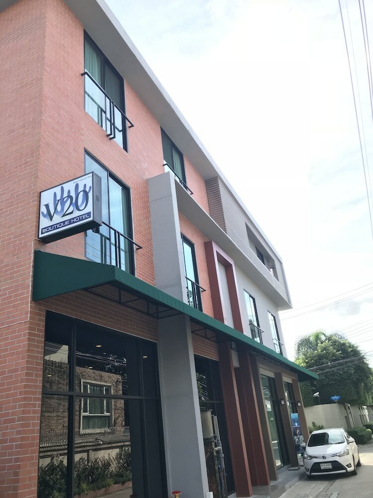 V20 Boutique Hotel By Locals