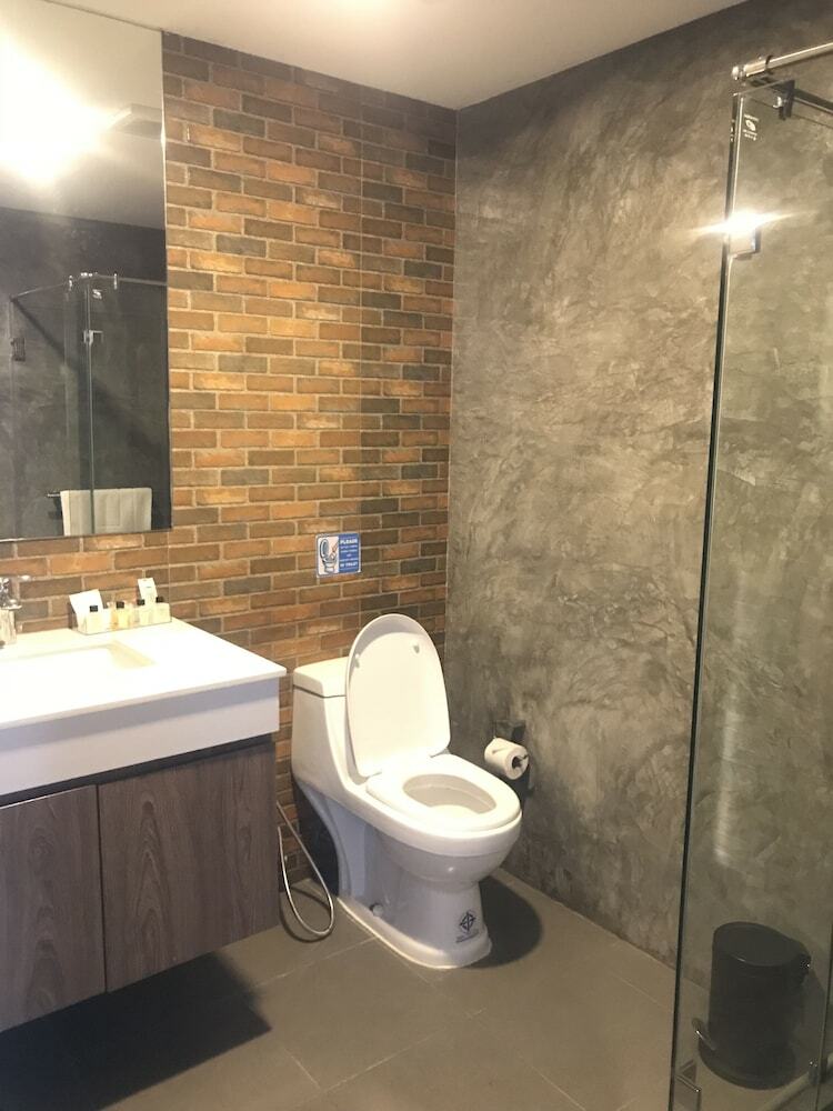 V20 Boutique Hotel By Locals