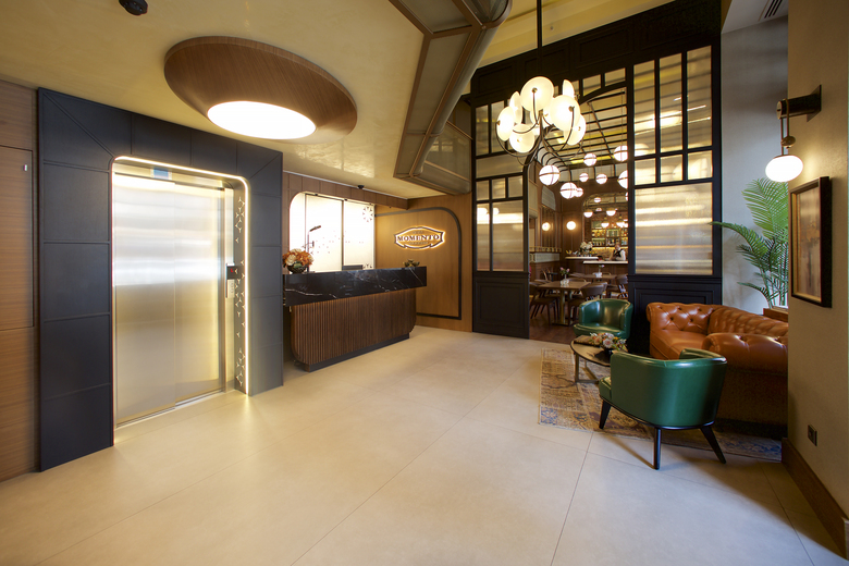 Momento Golden Horn Hotel