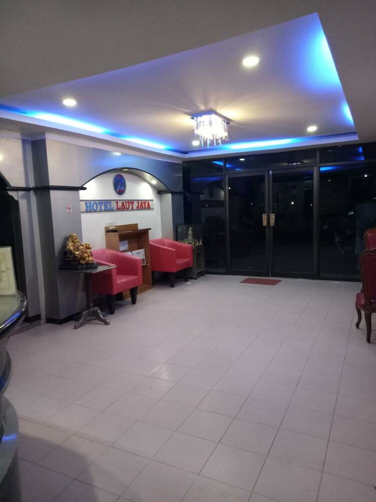Hotel Laut Jaya