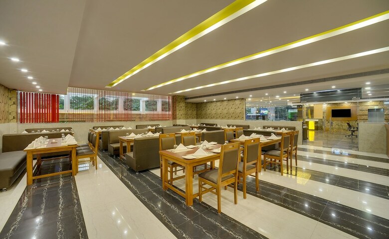 Hotel Cygnett Park Di- Arch