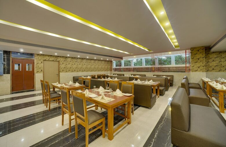Hotel Cygnett Park Di- Arch