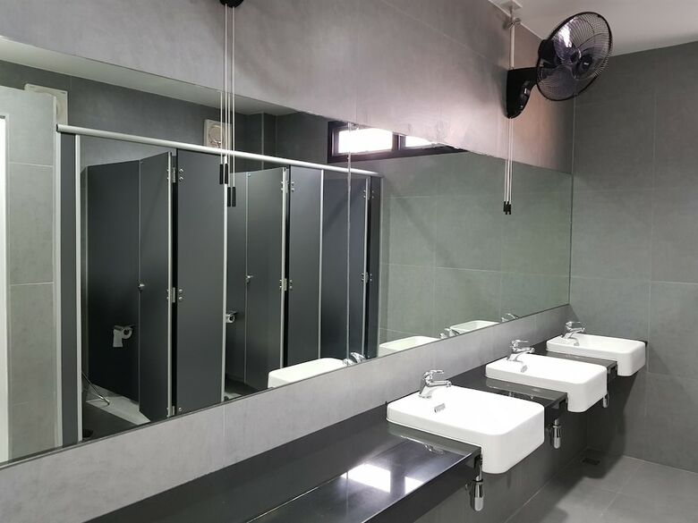Hostal Wayha Hostel Don Mueang Airport