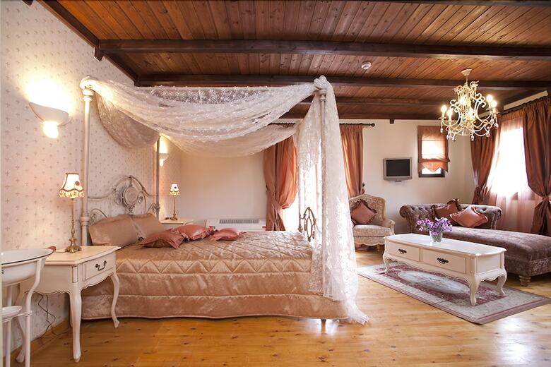 Aparthotel Refanidis Natural Luxury Hotel