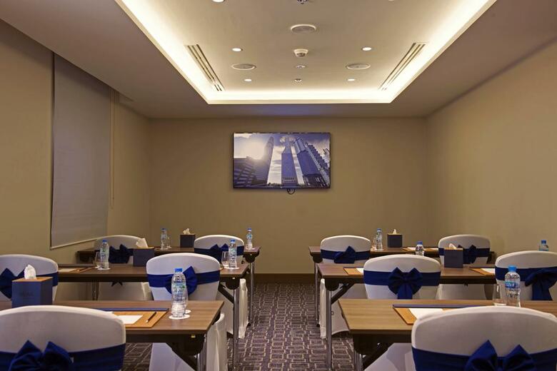 Mena Plaza Hotel Albarsha