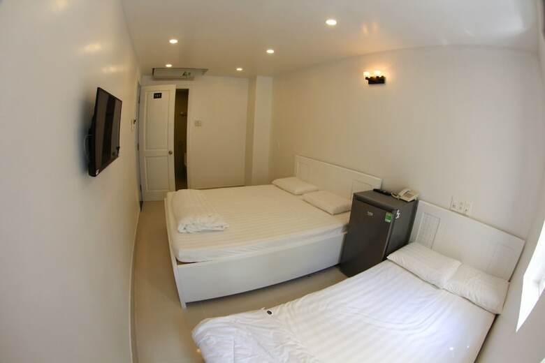 Hotel Full House Hostel