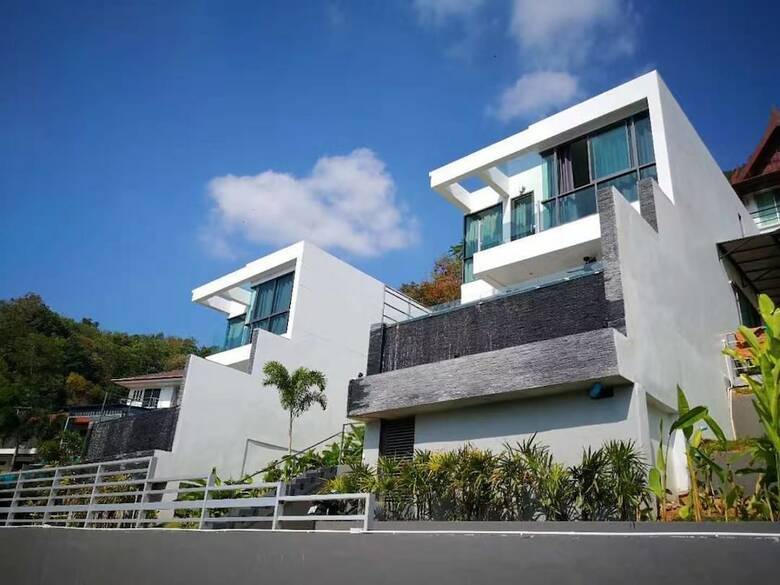 Baan Saint Tropez Villas  Kata Beach
