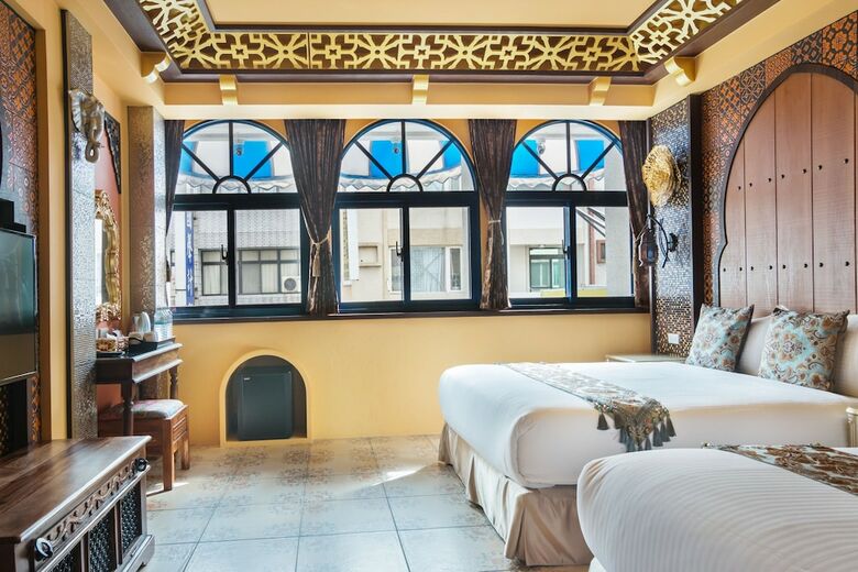 Hotel J.t World Funtrip B&B