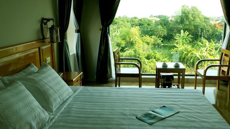 Hotel Ninh Binh Riverside Homestay 2