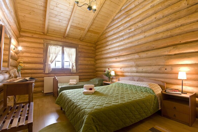 Hotel Sfendamos Wood Village