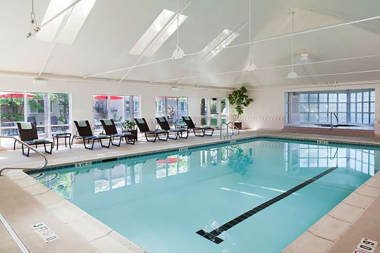 Delta Hotels By Marriott Burlington