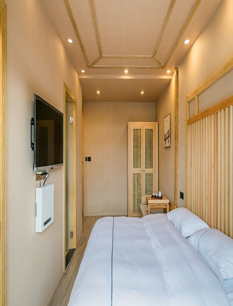 Wuhuayisu Wenjing Hotel
