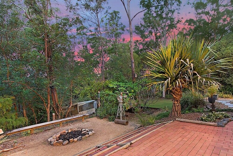 Eatons Hill Retreat