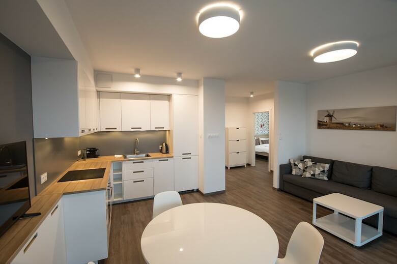 Pozna? Apartments Towarowa