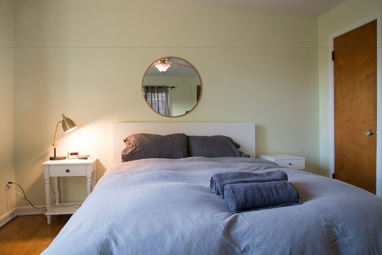 Two Bedroom West Stadium Bungalow - Unit 522