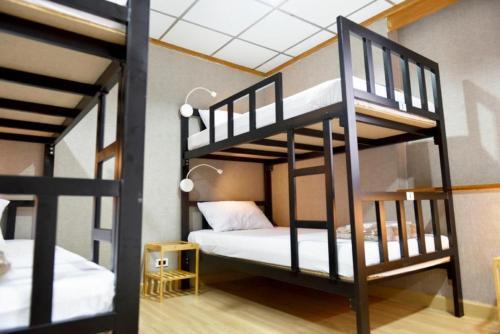 Hostal Muay Thai Hostel