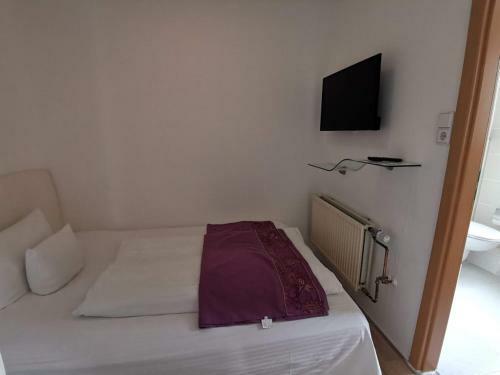 Hotel Happy