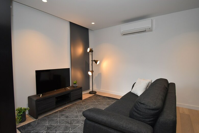 Melbourne Empire Apartments
