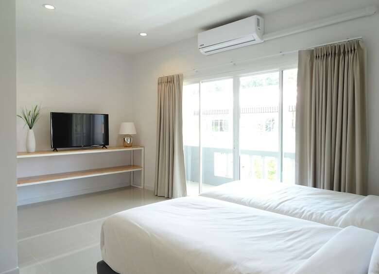 Hotel Isara Khao Lak