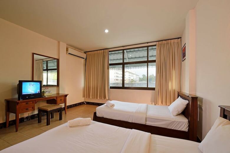 Krabi Grand Place Hotel