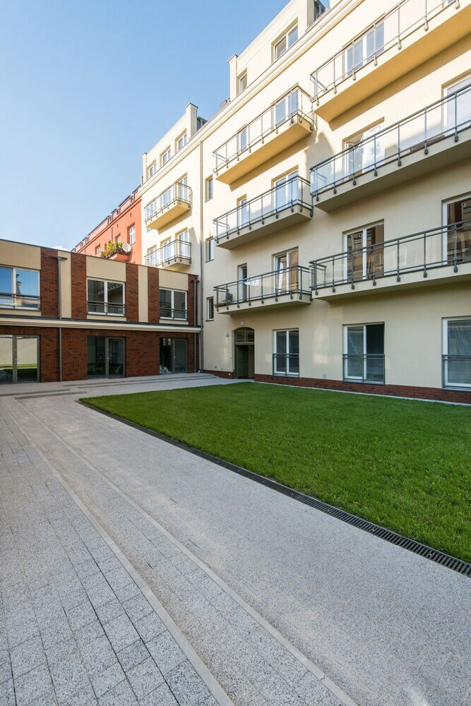 City Lights Apartments - Arianska